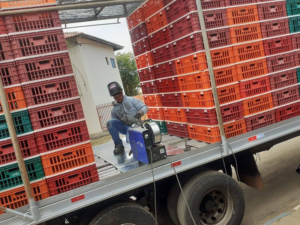 Carroceria plataforma para cargas especiais